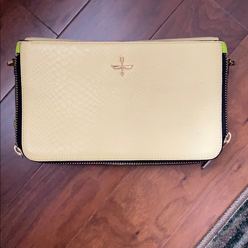 Handbag/ Large Clutch